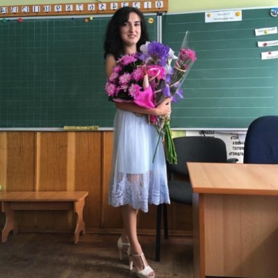 NeenaParune's profile picture. Little but fierce.