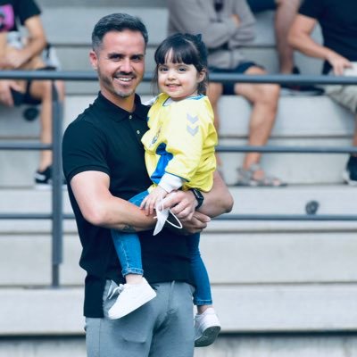 Entrenador de fútbol. Tit. UEFA PRO. 2ªRFEF | 3ªRFEF. Ex @UDLP_Cantera y @cdmensajero. Grado en Ciencias del deporte. | Instagram : oujoglez