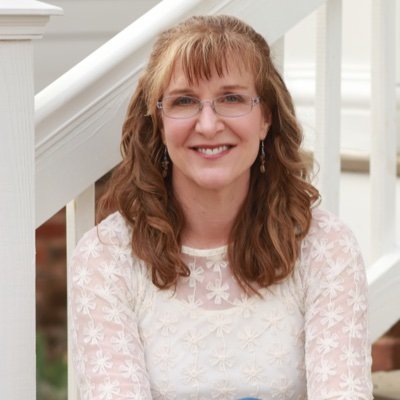 Author of THE SECRET NOTEBOOK (Capstone). Writes children's fiction with history and mystery. #SCBWI, member of https://t.co/2U8fG8wcns.