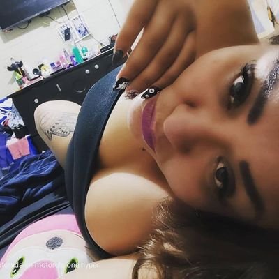 BBw sexosa muy nalgona. Tríos HMH MHM, orgías,venta de contenido,venta de tangas,fetiche de pies,beso negro,beso blanco,beso marrón,lluvia dorada,nena bisex🔥🍆