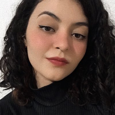 Daianezzz's profile picture. 