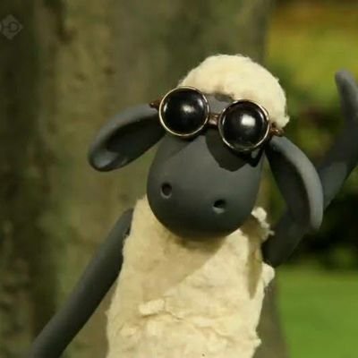 ErdmannSimoni's profile picture. Eu perdi o controle faz tempo e não tô nem procurando pra encontrar