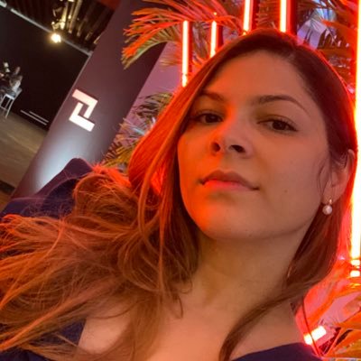 PaolaMReyes's profile picture. a veces doy like sin querer