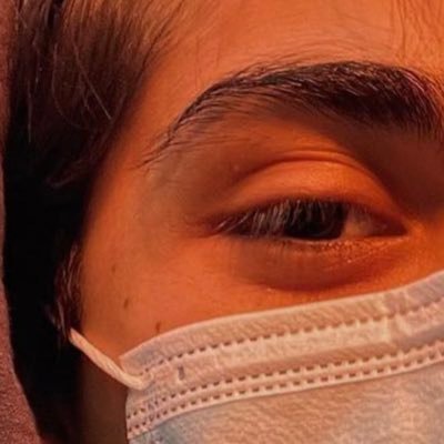 RDeiniel's profile picture. there’s room for everybody…let’s just said that 🙃👐🏻