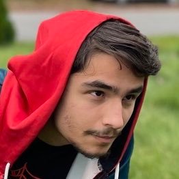 21 Yr Old Video Editor/Youtuber https://t.co/HdD1KlC5Qd