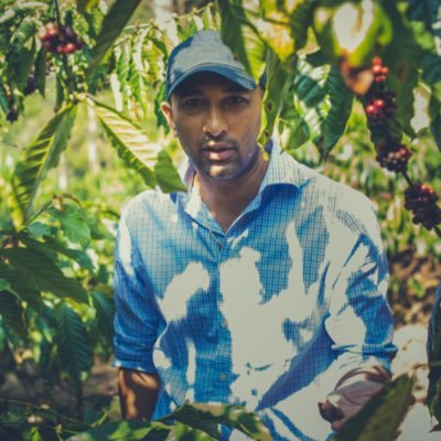 SoomannaMM's profile picture. Entrepreneur, Farmer, Loves travel, conversations people and food.