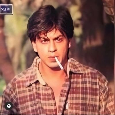 Die Hard Fan = SRK 👑, MSD 🦁, AsimRiaz 🎯 Ronaldo⚽, Zayn Malik 🎶
12 id Acc ☠️