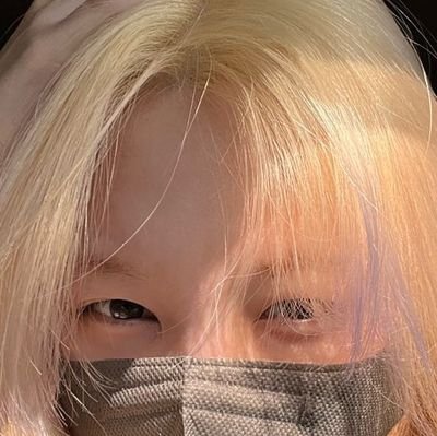 ririnaaau's profile picture. slayc🌼• cutie kitty • 19 yrs • bisexual • dom/sub • bratty • dms open • just call me riri~