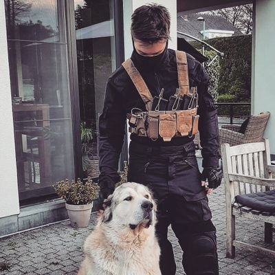 RossGyina's profile picture. Java Consultant.