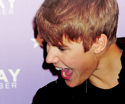For all the @JustinBieber fans in NYC, LA and Sydney, Australia!