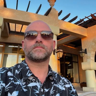 robmason10's profile picture. 