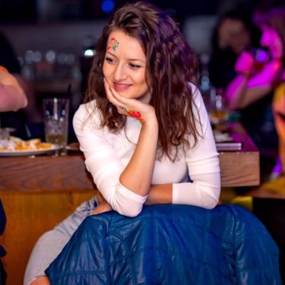 Gentille_fille's profile picture. Не ми казвай, че съм ти в сърцето..! Знаеш, че не обичам претъпканите места...!