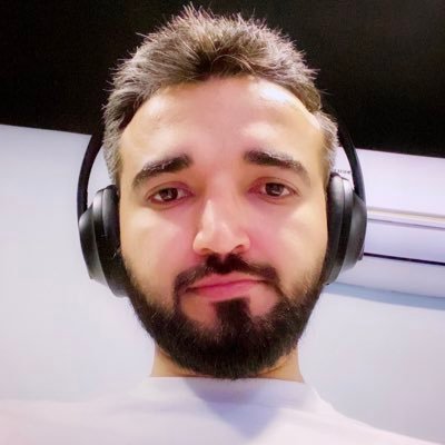 A Product Designer, Photographer, and a Pro Gamer