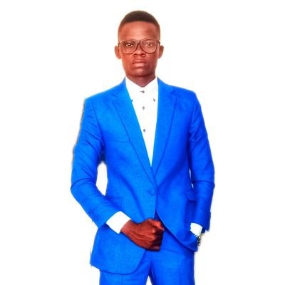 EaziMhd's profile picture. Blowing of someone else's candle won't make yours light brighter

@mancity fan