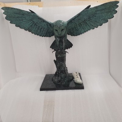 Expert packing plus local and international shipping of fragile, large & valuable art, sculptures, ceramics, glass, antiques & more...