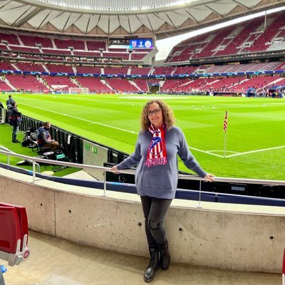 📌En mi casa somos Colchoneros🔴⚪️ 📌 Estoy hecha para días de sol🔆 📌Si lo que vas a decir no es mejor que el silencio, escríbelo en Twitter ✍🏻📝