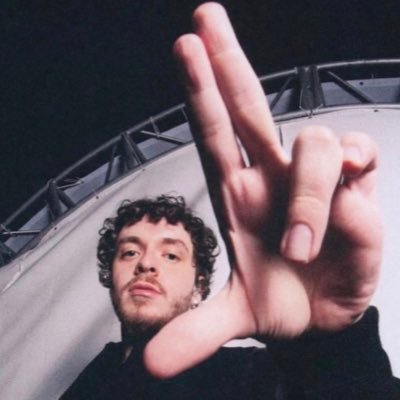 built different 💅 films 🎞 music🎵 pop culture🫧 Not affiliated with or connected to @jackharlow