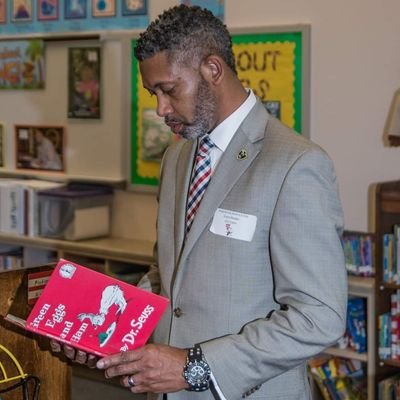 I.T. consultant. Real estate investor. Bama State Grad ....Kappa Alpha Psi.... There is no such thing as normal life, just life. #KeepGrinding
