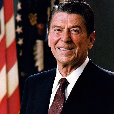 Quotes by Ronald Reagan (not affiliated) | American President | 

“There is no limit to the amount of good you can do if you don't care who gets the credit.”