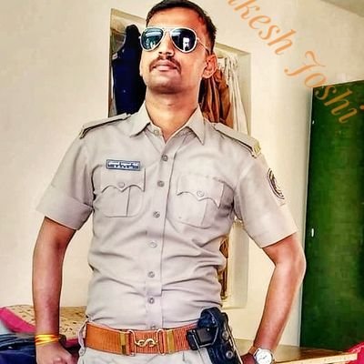 महादेव में तेरे इश्क़ मे रोगी हो जाऊँ,
तू मिल जाये तो में भी जोगी हो जाऊँ.... हर हर महादेव।🙏🚩
@GujaratPolice @