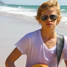 I love Cody Simpson, Miley Cyrus is my inspiration. ImJustLovinCody is my bestest friend follow her pleaaseeee!