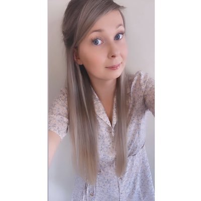 daniellemottram's profile picture. 