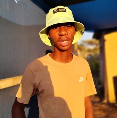 thee_zeey's profile picture. Grace upon Grace 🖤