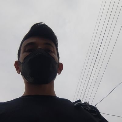 AliSaar079's profile picture. 