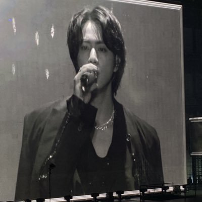 bella_armytwt's profile picture. 그래도 좋은 날이 앞으로 많기를 | tentando organizar o que aparece na minha timeline. | PT, EN, KR, JP, ES