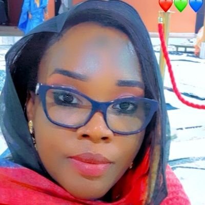 MahyBint's profile picture. Simple Vertueuse