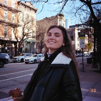 taryngately's profile picture. it’s not a gown bill it’s a vera wang