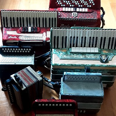 I am an accordion repairer based in Melbourne, Australia. Posting about accordion tuning, repairs and restorations at The Accordion Workshop.