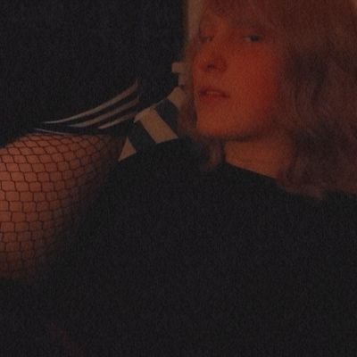 sauerkraut360's profile picture. Your local plant Goblin who loves cats and potatoes ^^
Posting some spicy stuff here i guess 🔞
25
Trans
She | her | Potato :3