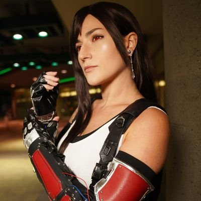 Kiza ✧ 28 ✧ Cosplayer ✧ Just a vulgar nerd
Forever simping for Penta ♡