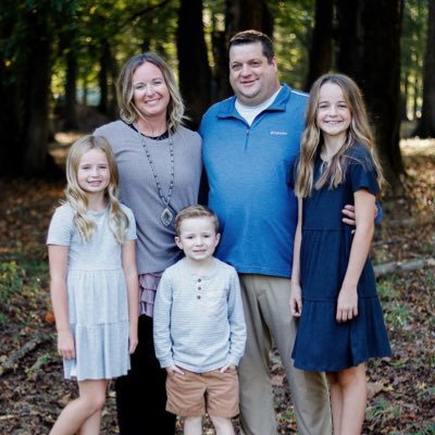 boys basketball coach at Ingomar High School - married to Kelly Ashley - dad to Rivers, Willa, and Penn
