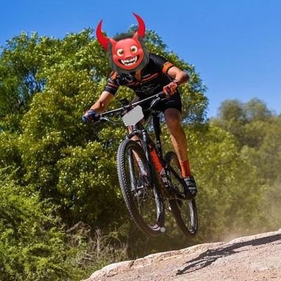 BricTheDuck's profile picture. Fueguilote.

Mí viejo me dijo que tengo que aguantar..
Así que básicamente vivo así nada más..

Qleao flipante / Muñeca barata (Los ojos nomás tiene lindos)