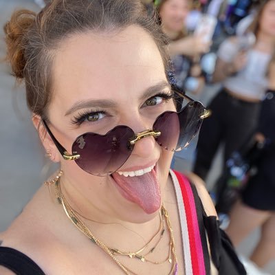 Eat, sleep, travel, BTS... repeat! ——— Brazilian, born, raised and proud of it. At least until Bolsonaro became president...