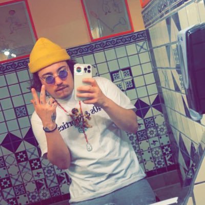 ttvcatnips's profile picture. young cat that do that. you with it or nah? follow to watch history