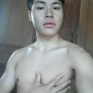 lJkJmwYZaYapqN0's profile picture. 