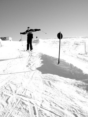 richardolt's profile picture. 