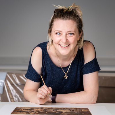 Library & Archives Conservator ACR
I ❤️ cheese, lindy hop, label makers & obviously all things paper 😁
Co-creator of Reversible Zine