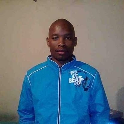 Mlelo33's profile picture. 