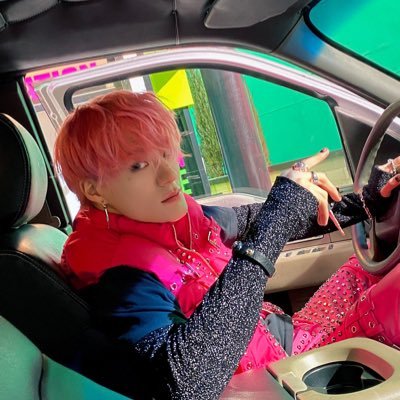 njmisfit's profile picture. yangyang 🫶🏻