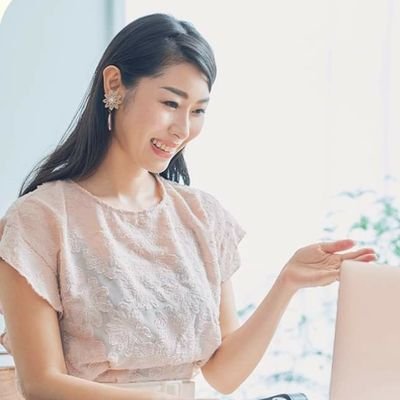 hitooshitoda56's profile picture. 自分に嘘をつかなくても自分らしく成功する婚活のコツを発信中/婚活でマッチングをサポートする仕事をしています/4年で3,500件のご縁創出/超ポジティブマインドで熱血指導と寄り添いのハイブリッド/東カレデートで5ヶ月スピード婚/海外大学（NY）卒/大手IT企業勤めのパラレルキャリア/ハイスペ得意/ご指名の方のみです！