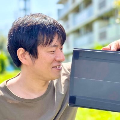 WOKASHI代表／QREATION取締役／有吉ゼミ 有吉の壁 愛のハイエナ スチブラ 物欲ラボ 横道ドラゴン 名アシスト有吉 マツコ会議 ろくまち 東京03とスタア カミシモ アシタを忘れないで DK風呂場 小山内三兄弟 ヒルナンデス セクゾ3日間 ニノさん etc.／お笑いと映画と舞台が好き／きょうも愛ある編集を…