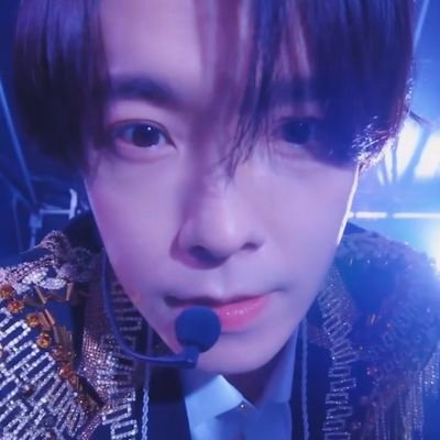 the man son hojun is❤️🤩✨ ||
네게 네게 날아올라 two of us (two of us) ¬다시 네게 빠져 two of us