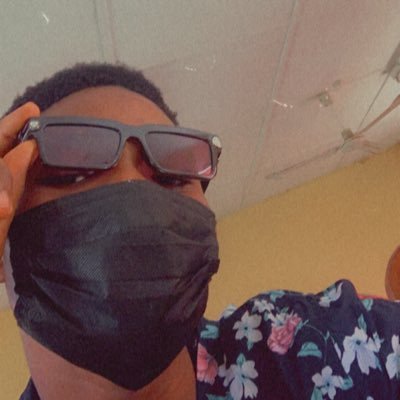 Shopify web developer || Product Designer || Brand designer || digital artist || Illustrator, storyboard artist || Urban planner || Arsenal fan💓