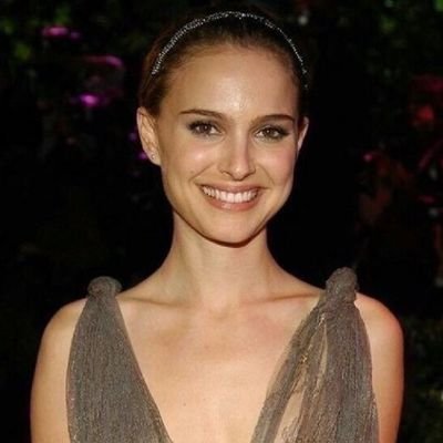 cringedimension's profile picture. tired of everything natalie portman