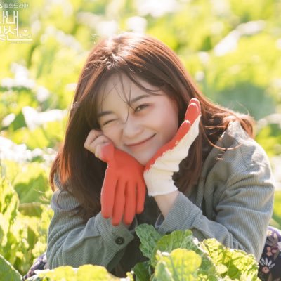 jeonguwoosz's profile picture. 