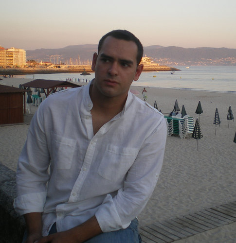 Marketing online, SEO, Analítica, SMO, Display. Buscando oportunidades de aprender y crecer.